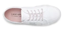 LASCANA Sneaker Mit Stretchigen Schnürbändern -Westwing Shop 5329cc5c ec9a 5ae8 b904 958ef5c6fe24