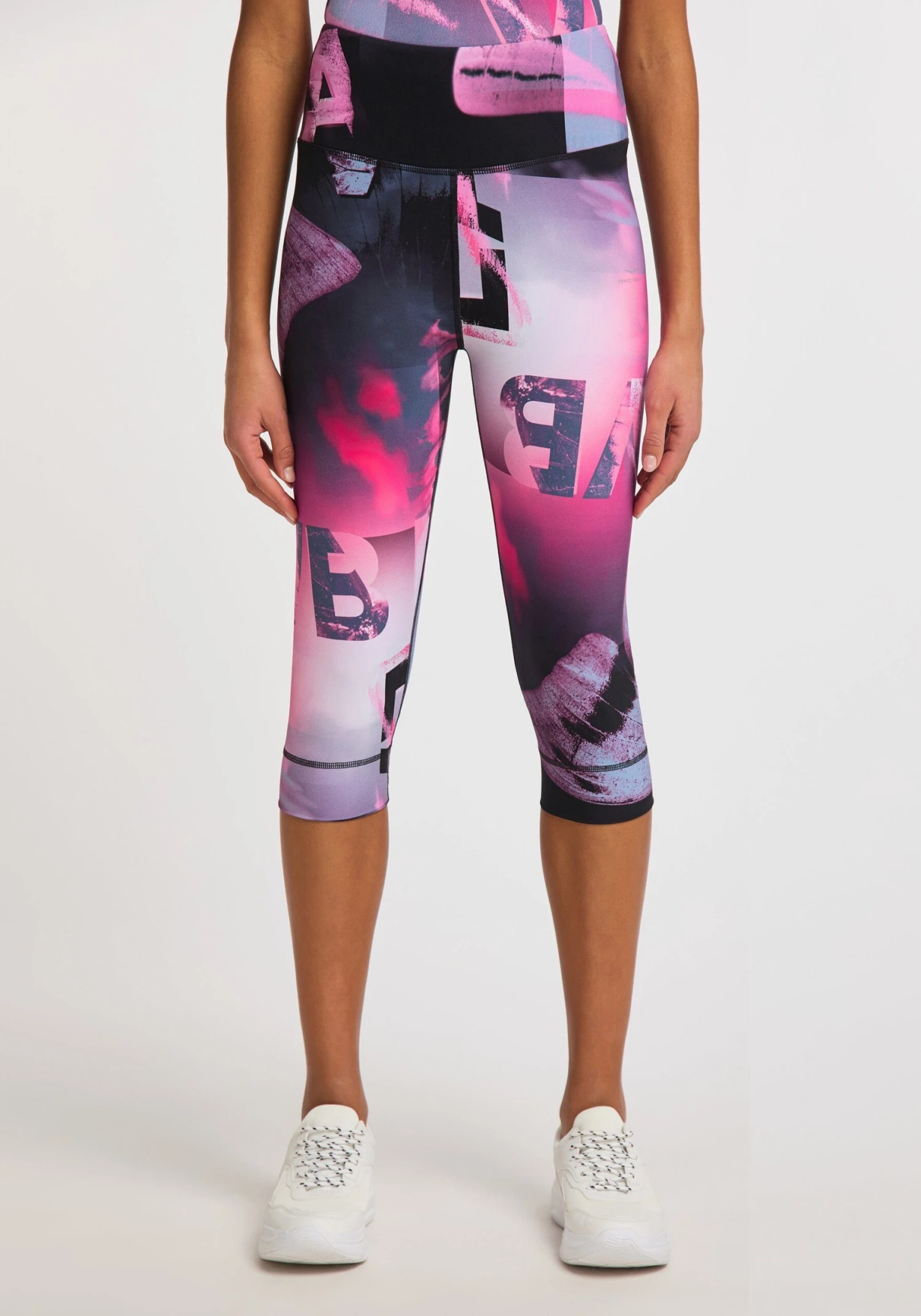 Venice Beach Caprihose »Capri Tight VB PRUDIE« (1-tlg) 4 Venice Beach Caprihose »Capri Tight VB PRUDIE« (1-tlg) – Bild 4
