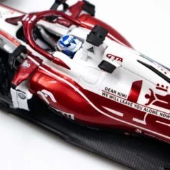 Kimi Räikkönen Alfa Romeo Racing ORLEN C41 Formel 1 Abu Dhabi GP 2021 1:43 -Westwing Shop kimi raeikkoenen alfa romeo racing orlen c41 formula 1 abu dhabi gp 2021 limited edition 1 43 11