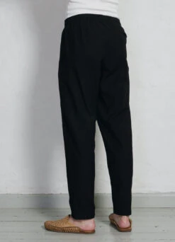 JIM | Casual Drawstring Trousers | Black 7 JIM | Casual Drawstring Trousers | Black -Westwing Shop ss23 trousers jim black 2