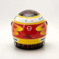Timo Bernhard Miniature Helmet 2015 Signed 1/2 9 Timo Bernhard Miniature Helmet 2015 Signed 1/2 -Westwing Shop timo bernhard miniature helmet 2015 signed 1 2 3